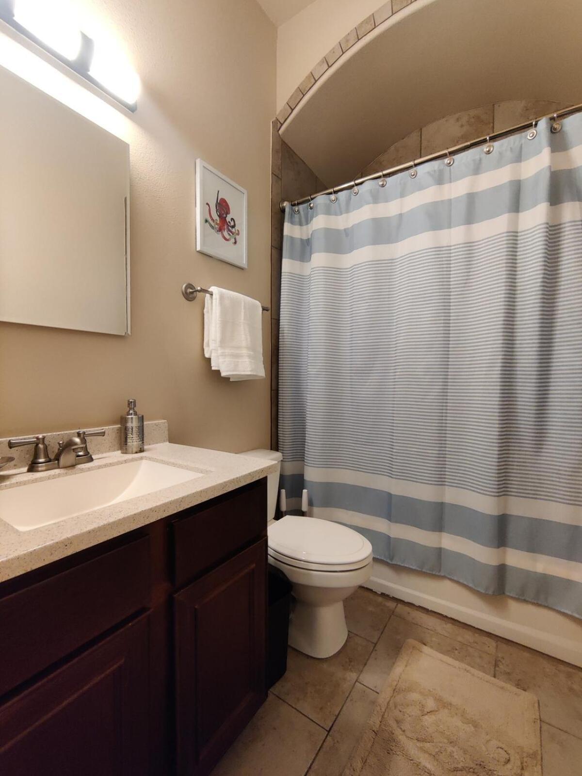 Сasa de vacaciones Wonderful, Plush & Luxurious 3 Bed El Paso