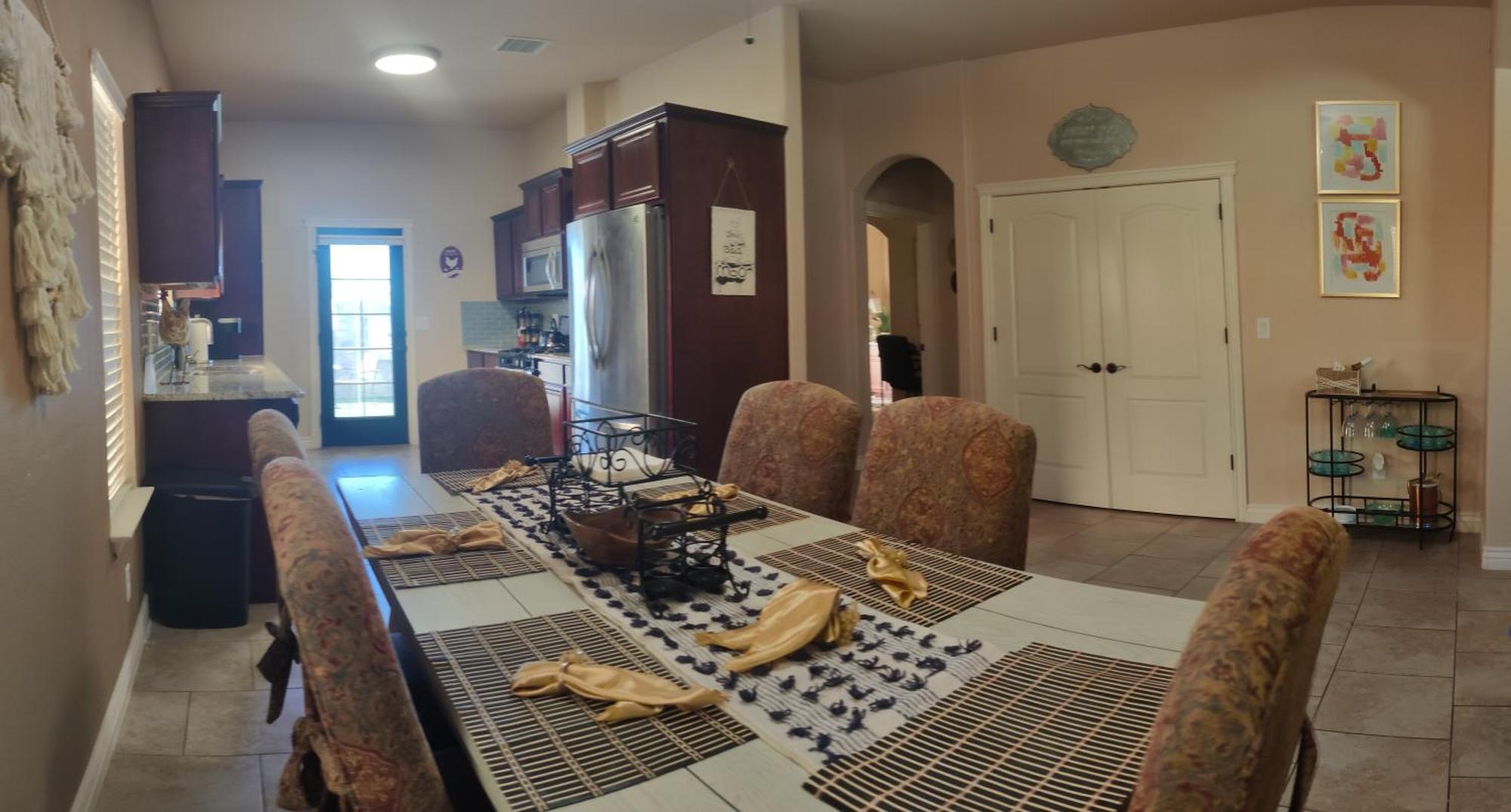 Wonderful, Plush & Luxurious 3 Bed Сasa de vacaciones