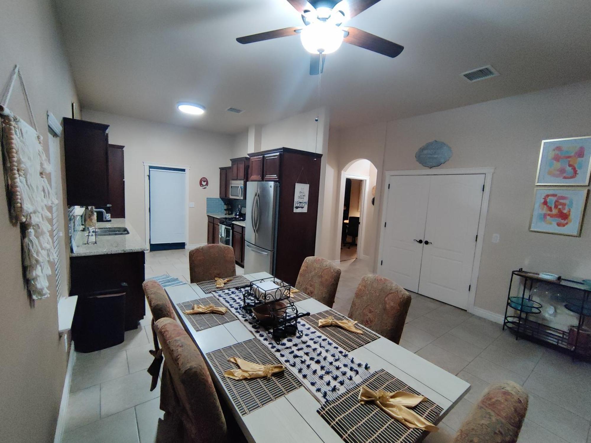 Wonderful, Plush & Luxurious 3 Bed Сasa de vacaciones *